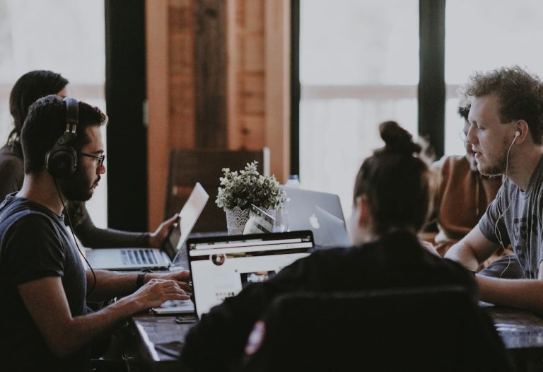 How to Choose the Right IT Partner for Your Small Business